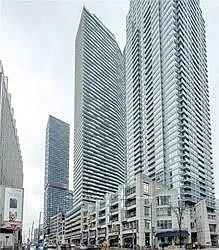 2221 Yonge St Photo 1