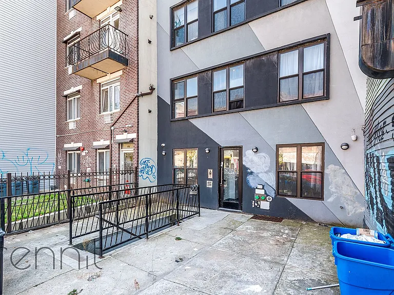 174 Knickerbocker Ave #2L — Photo 15