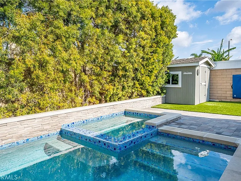 8711 Mossford Dr — Photo 24