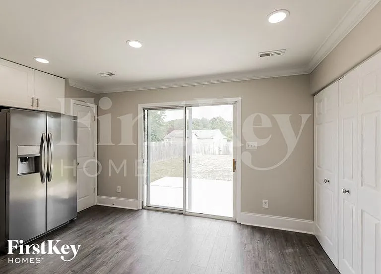 3907 Cardinal Bluff Ln — Photo 4