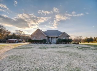 1200 Robbie Ln, Gallatin, TN 37066