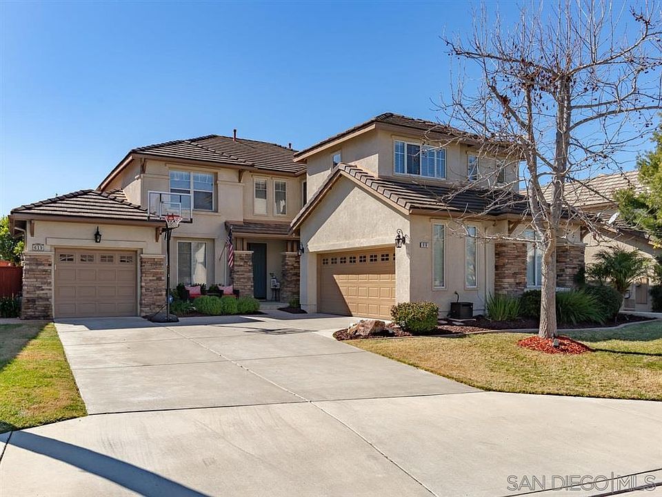 2nd image of 619 Chesterfield Cir