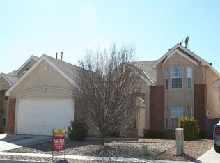 1079 Avenida Las Vistas NW, Los Lunas, NM 87031