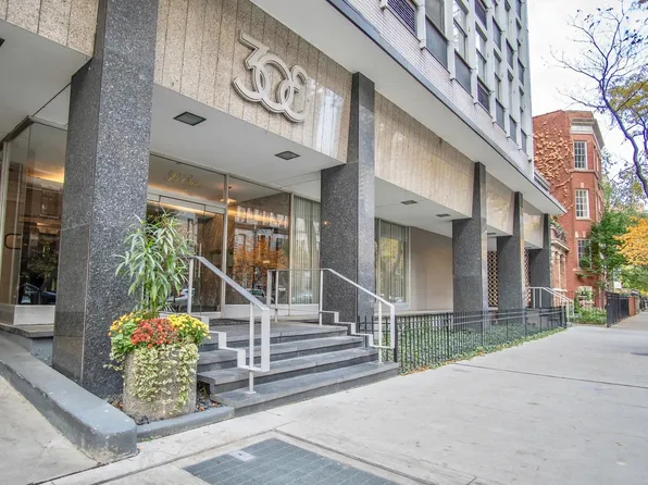 30 E Elm St APT 5E, Chicago, IL 60611