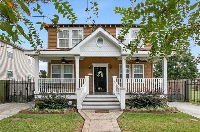1st image of 1870 Mirabeau Ave