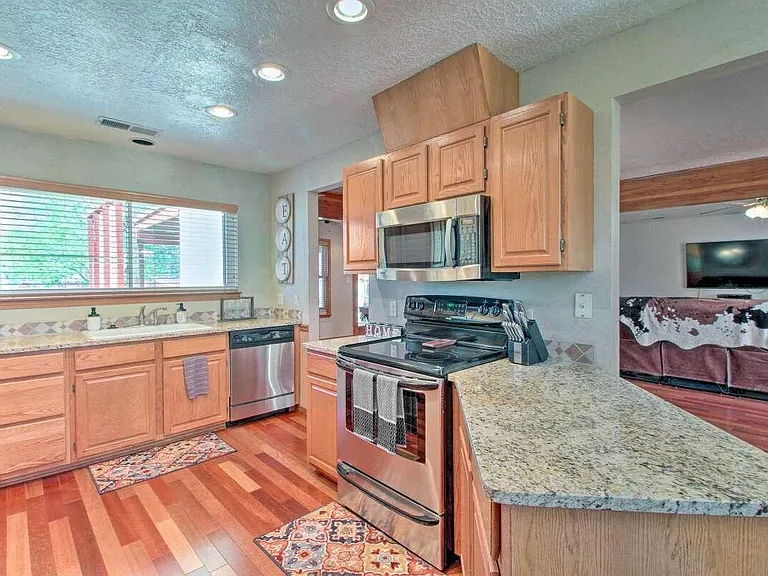 11125 Malaguena Ln NE — Photo 15