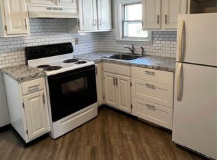 (Undisclosed Address), Pittston, PA 18640