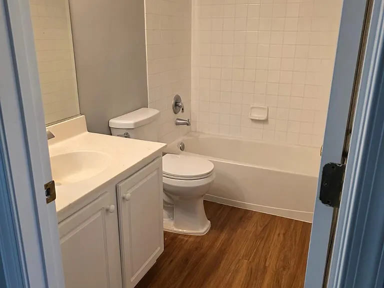 22486 Maison Carree Sq — Photo 5