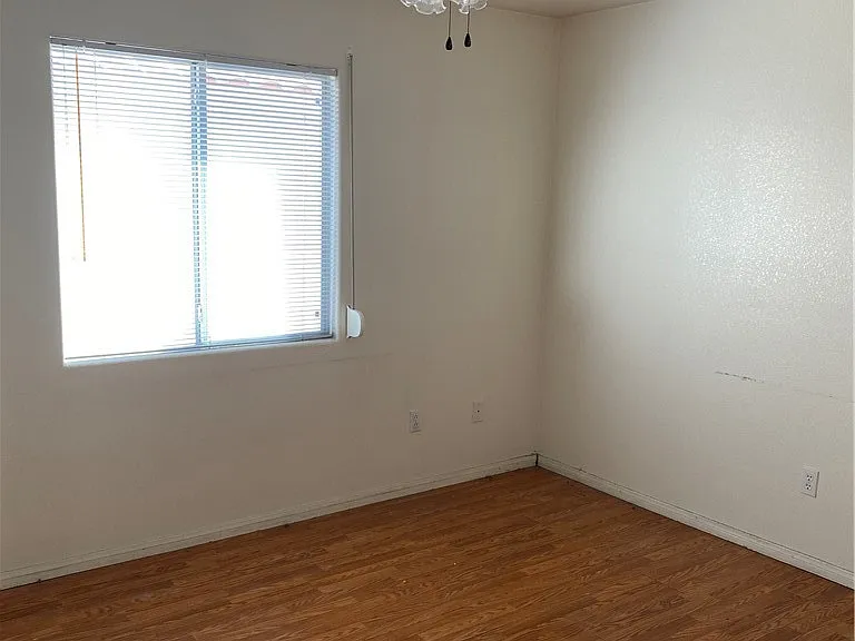 7004 Rotunda Ct — Photo 9