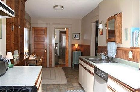3rd image of 1227 W 9th St