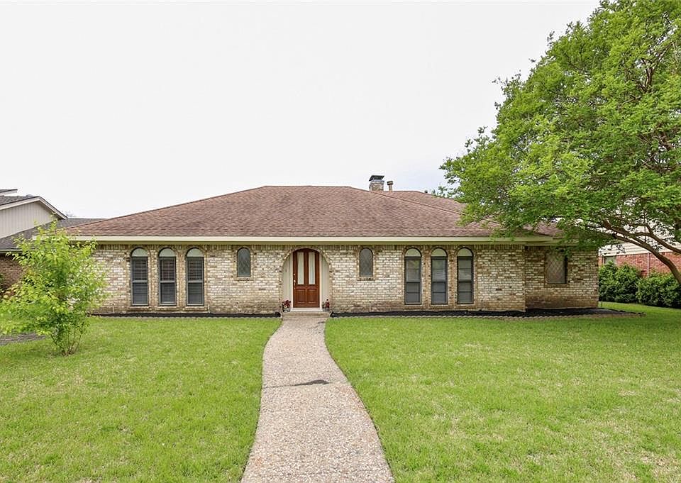 1st image of 402 Fieldwood Dr