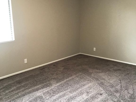 3rd image of 405 N Dalton Ave APT 4
