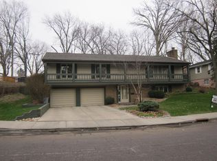 6644 N Rustic Oak Ct, Peoria, IL 61614