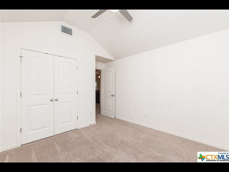 6806 Black Springs Dr — Photo 2