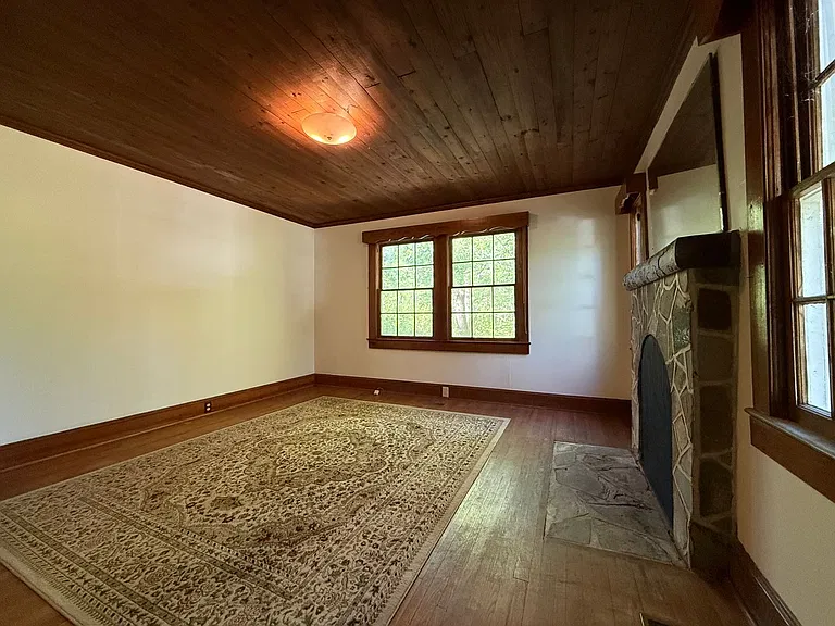 2109 Horne Town Rd — Photo 6
