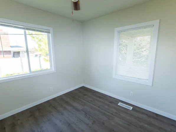 1116 Highland Dr, Wenatchee, WA 98801