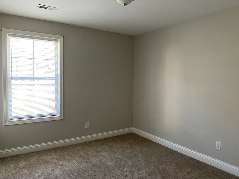 103 Wabash Dr — Photo 8