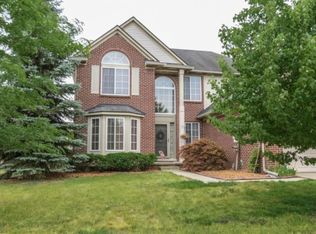 7732 Pioneer Dr, Ypsilanti, MI
