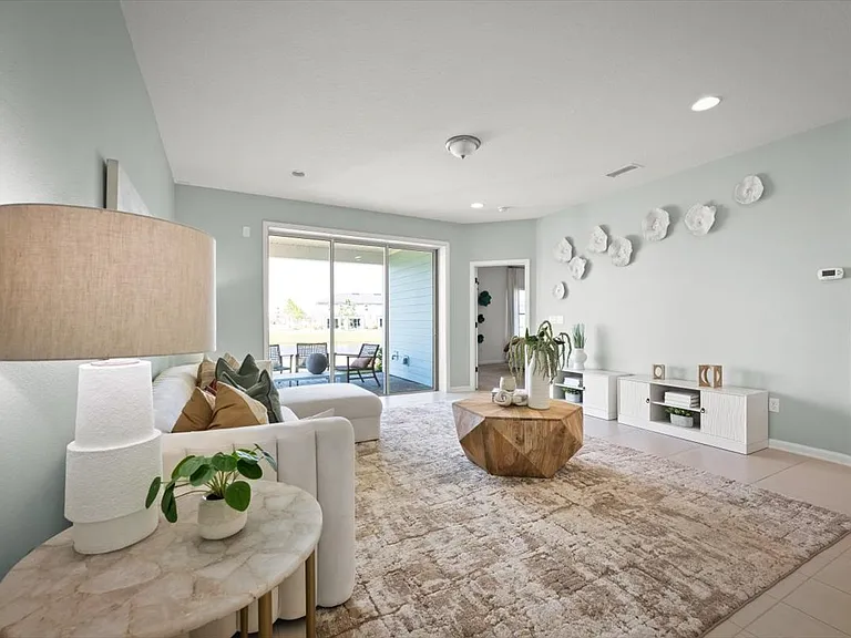 19 Goldcrest Way St — Photo 10
