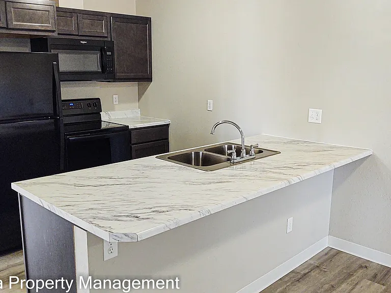 Jenny Place Apartments — Photo 3