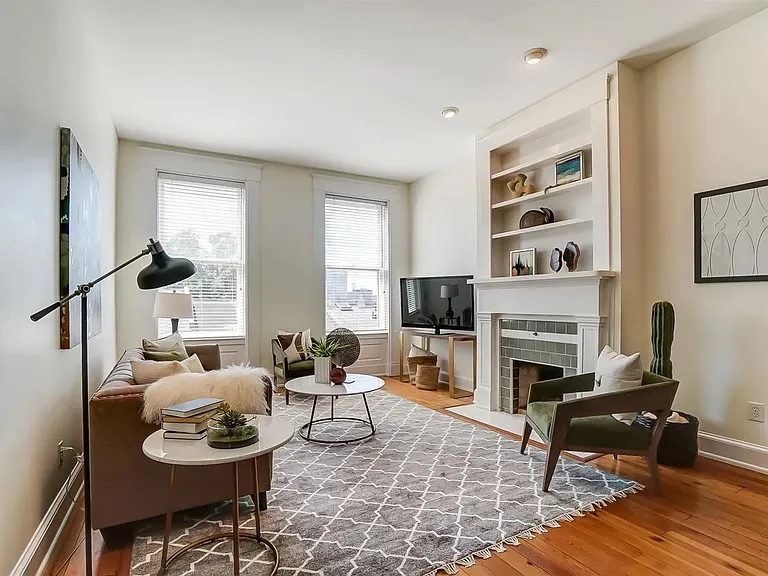 332 Milton St #2 — Photo 6
