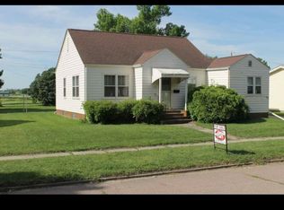 309 E Ohio Ave, George, IA 51237