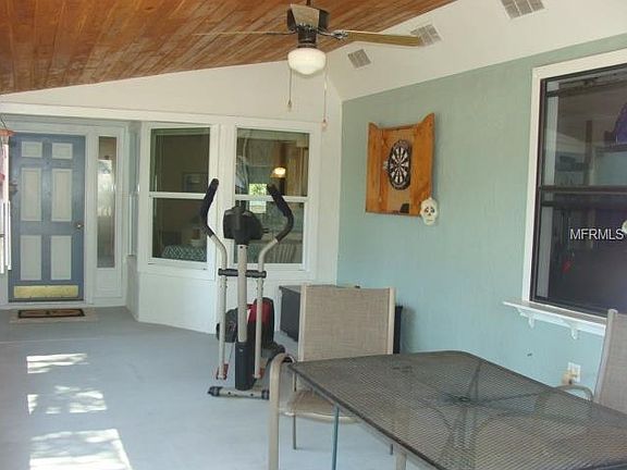 2nd image of 1411 La Casita St