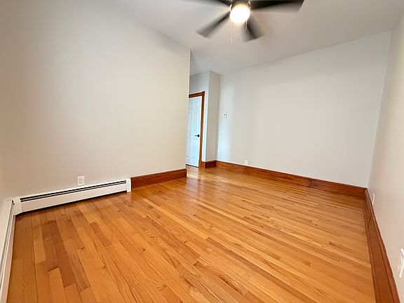 4th image of 527 Chapel St APT D3