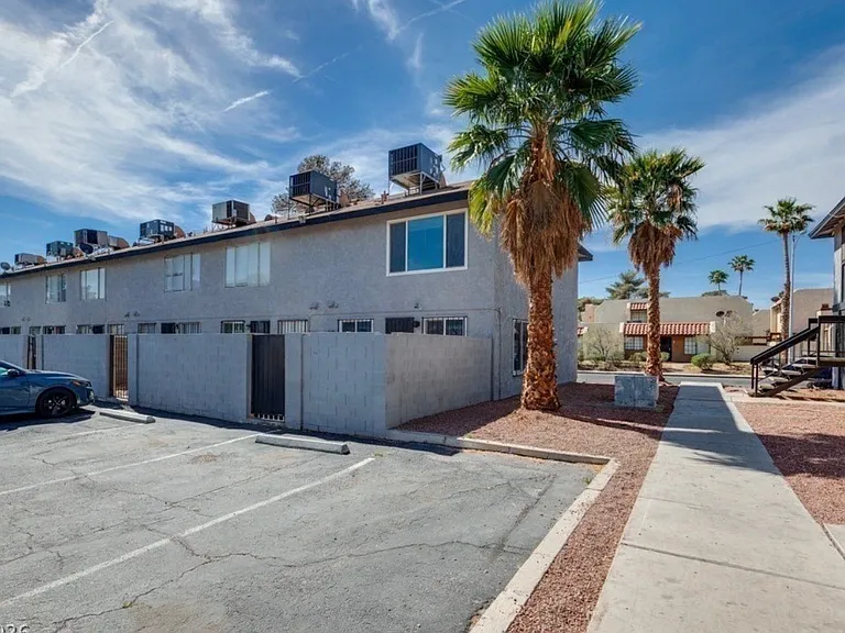 3361 Civic Center Dr #H — Photo 3