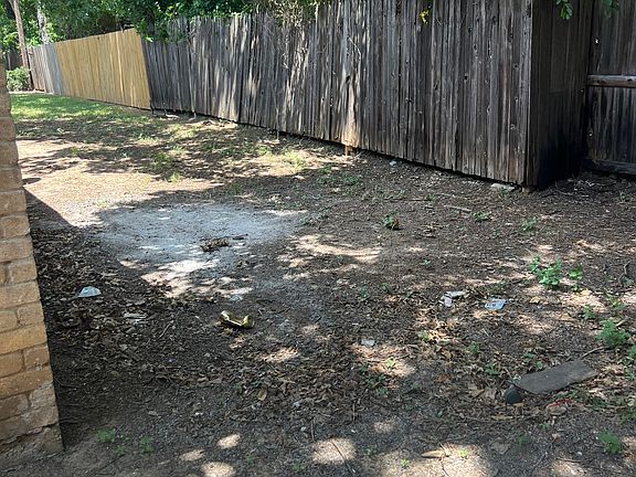 5th image of 1401 Lackey Ct