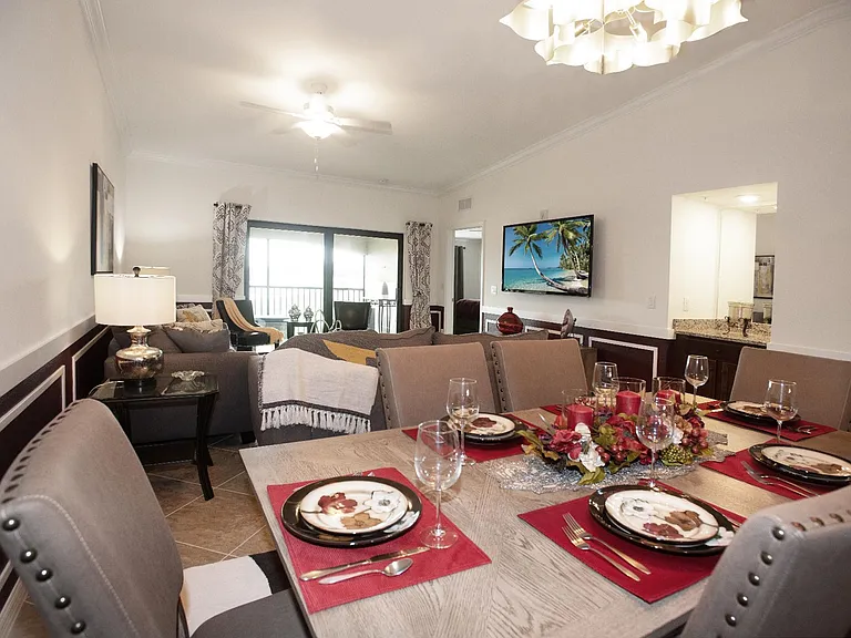 5557 Palmer Cir #205 — Photo 1