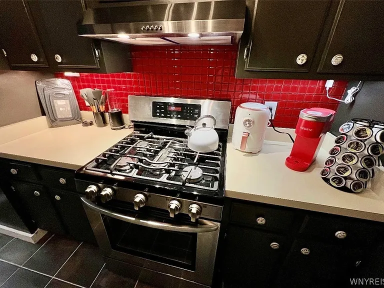 25 Whitney Pl #REAR — Photo 9