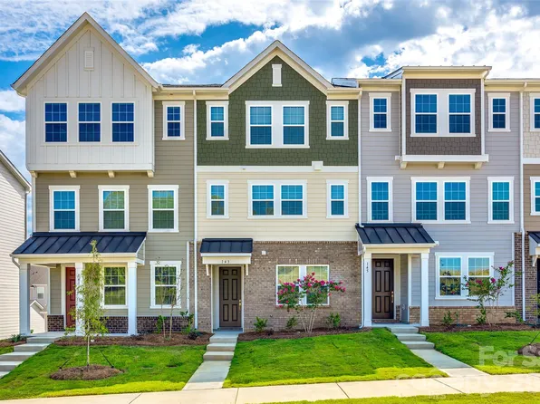 143 Morning Gap Pkwy, Fort Mill, SC 29715