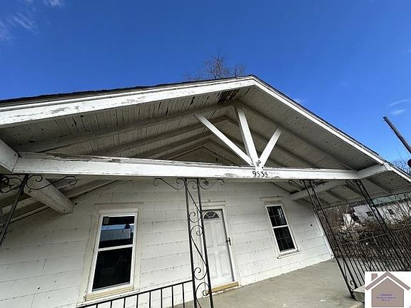 2nd image of 9335 Ogden Landing Rd