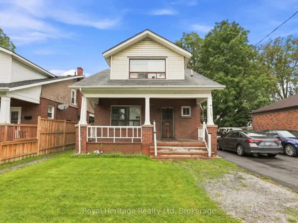 117 Park Rd N, Oshawa, ON L1J 4L2