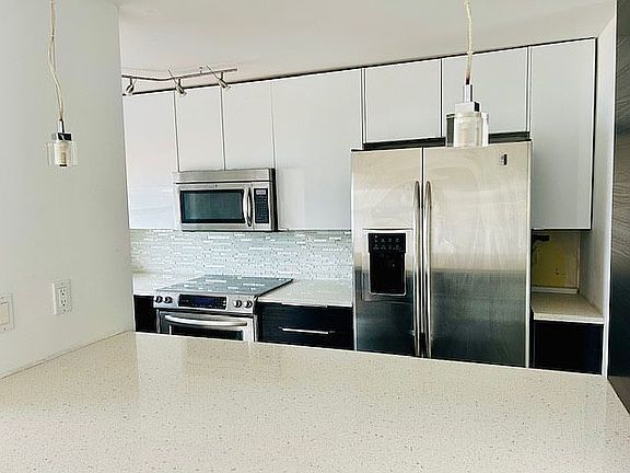 2nd image of 16468 NE 27th Ave #49