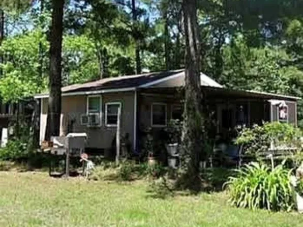 204 Kangaroo, Onalaska, TX 77360