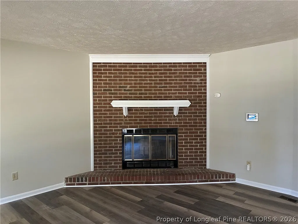 3 bed, 2.0 bath, 1719 sqft, $1,500 — Photo 3