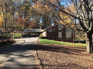 4536 Chickasaw Rd, Kingsport, TN 37664