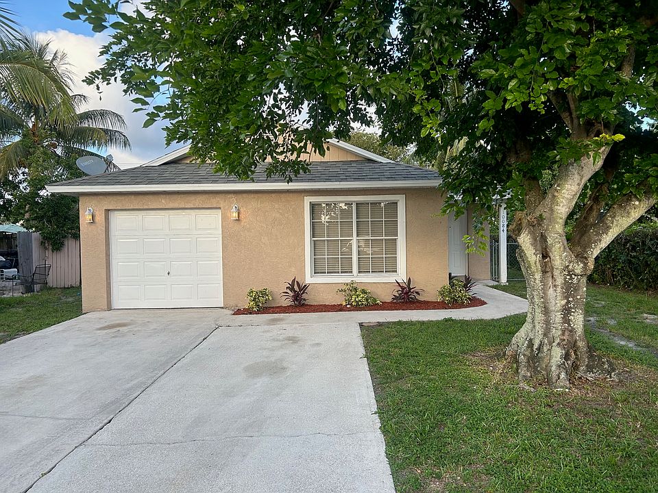 1st image of 10084 Boynton Place Cir