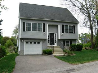 45 Allagash Trl, Narragansett, RI 02882