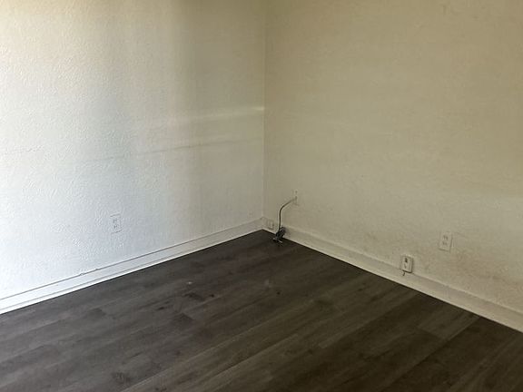 2nd image of 2540-2548 Crosby Way