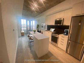 1808 Saint Clair Ave W