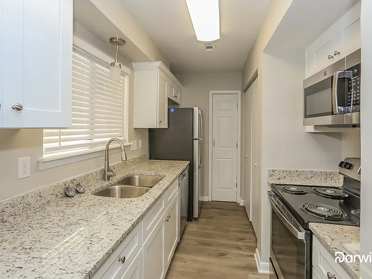 6525 Piney Path Rd — Photo 4