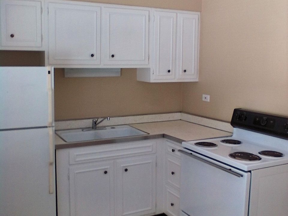 1st image of 124 2nd St APT 19