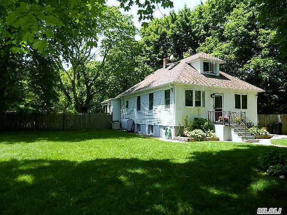 2nd image of 2780 Cedar Ave