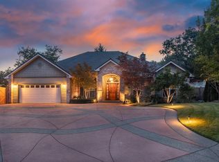 224 Stone Fly Ct, Grants Pass, OR 97526