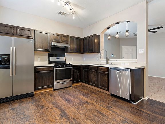 4th image of 14500 Charles Dickens Dr Unit B