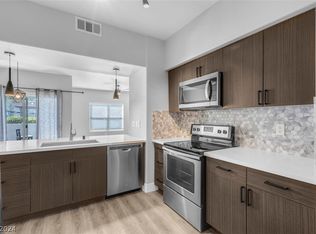 7255 W Sunset Rd APT 1028, Las Vegas, NV 89113