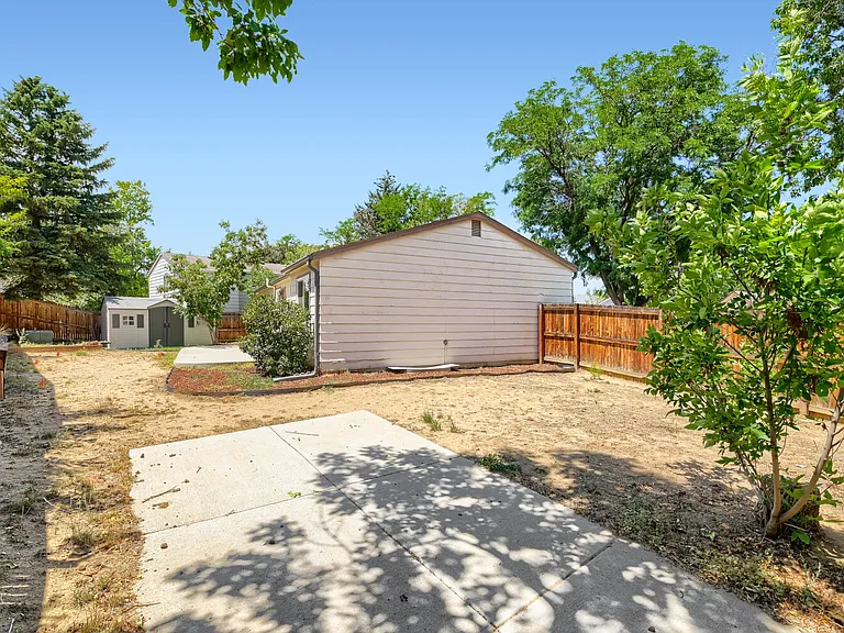17042 E Wagontrail Pkwy — Photo 3